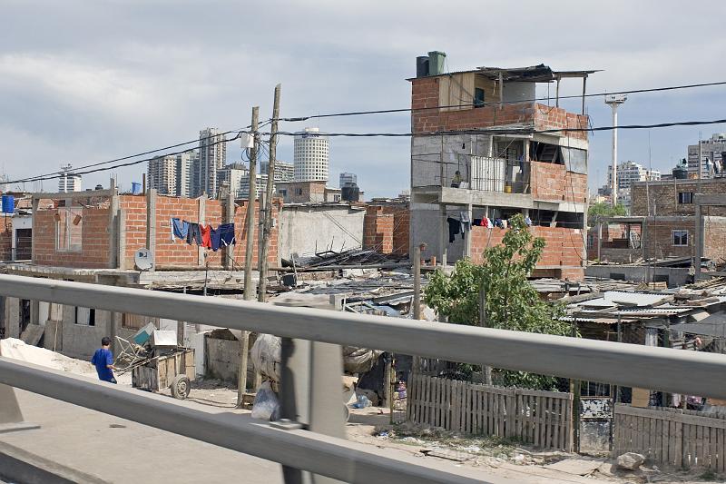 20071201_150924  D200 3900x2600.jpg - Slum neigbourhoods, Buenos Aires